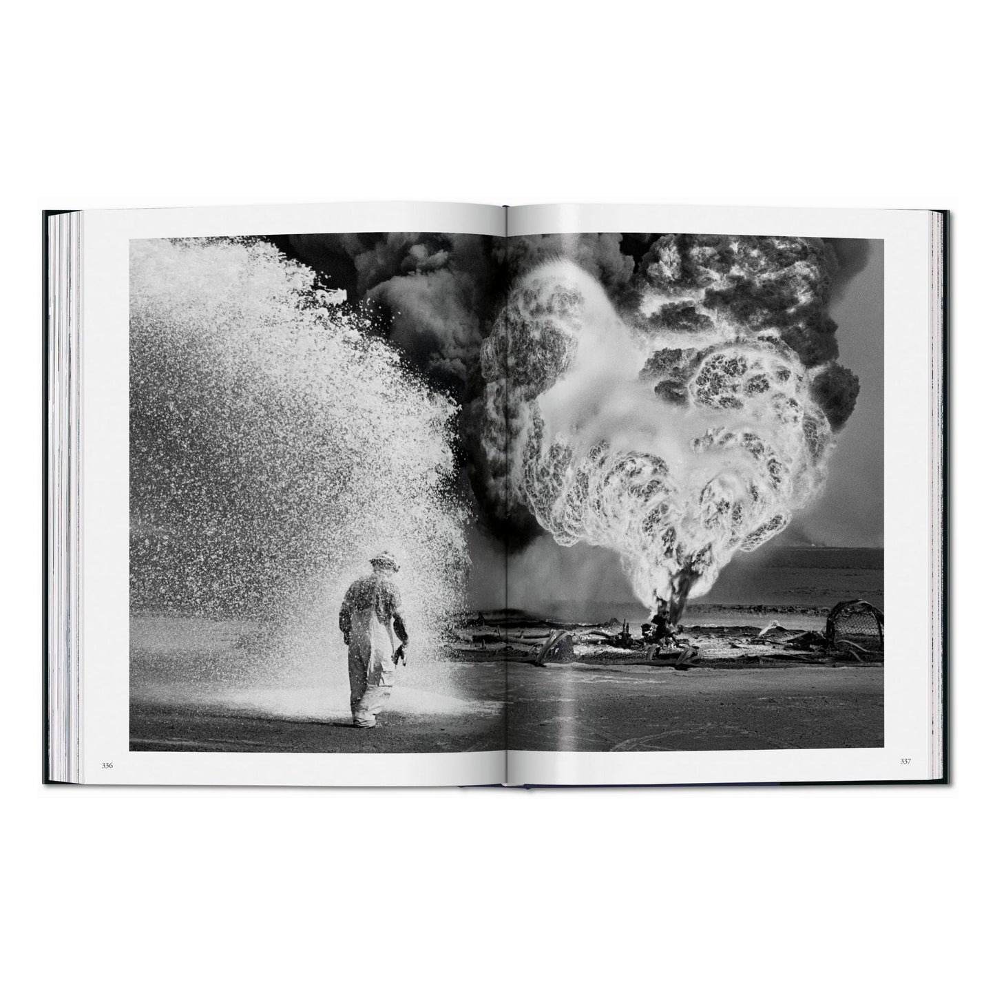 Sebastião Salgado. Trabajadores. Una arqueología de la era industrial (Spanish)