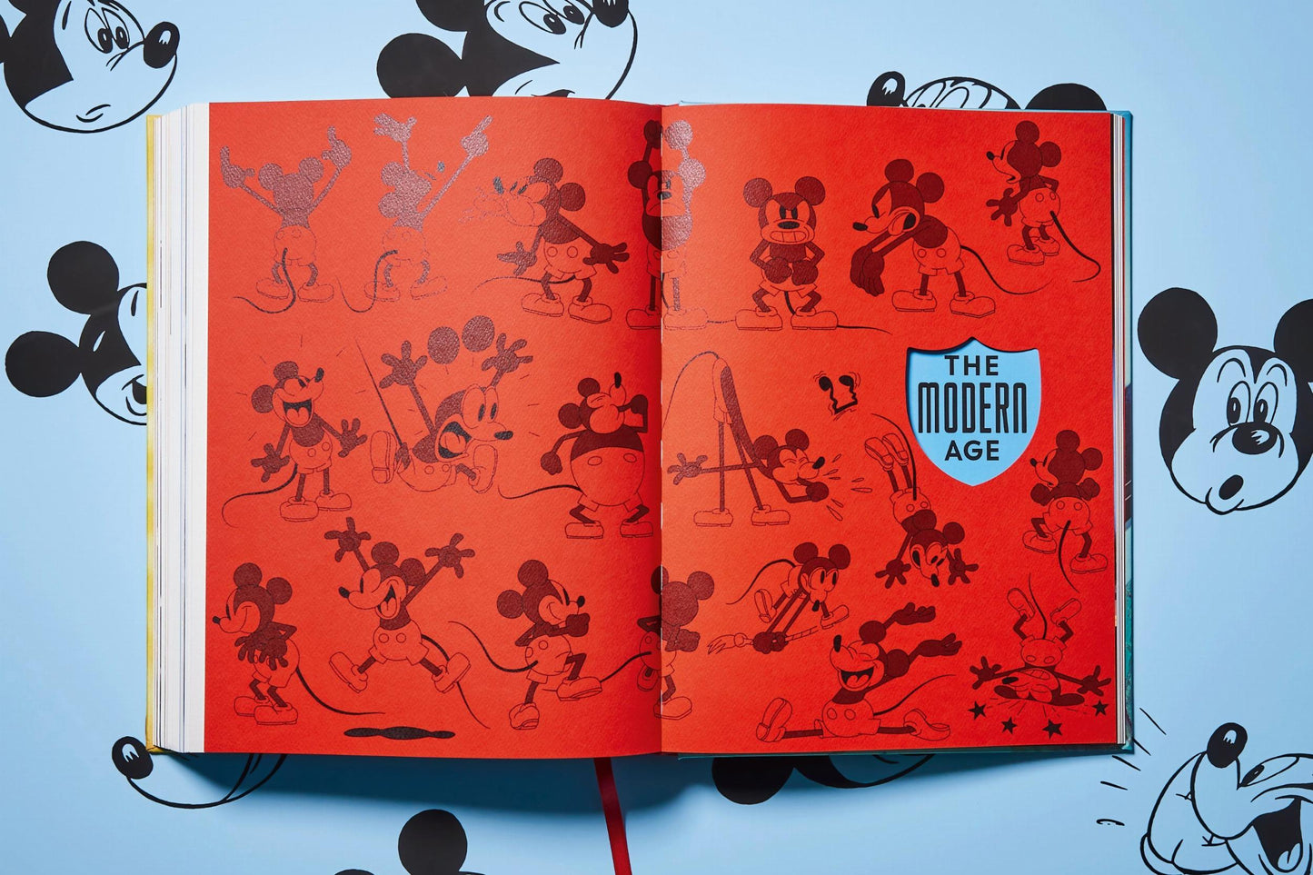 Walt Disney's Mickey Mouse. The Ultimate History (German)