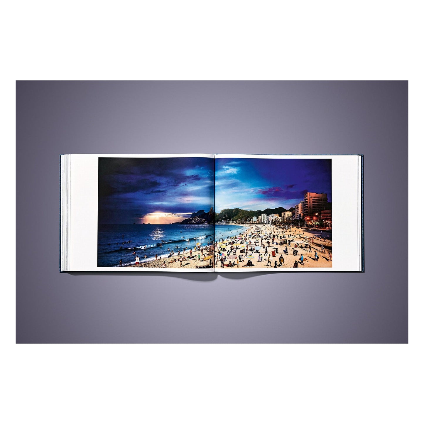 Stephen Wilkes. Day to Night. Art Edition A, 'Brooklyn Bridge, New York City, 2016' (German, French, English) (SA)