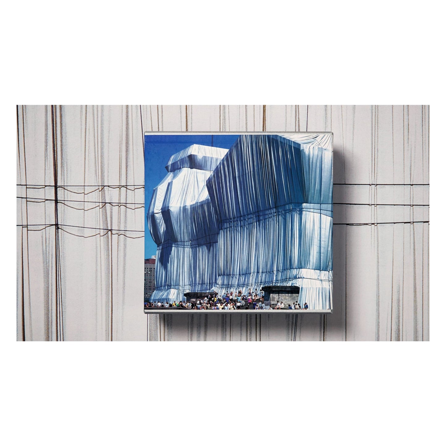 Christo and Jeanne-Claude. Wrapped Reichstag. Berlin 1971–1995 (German, French, English)