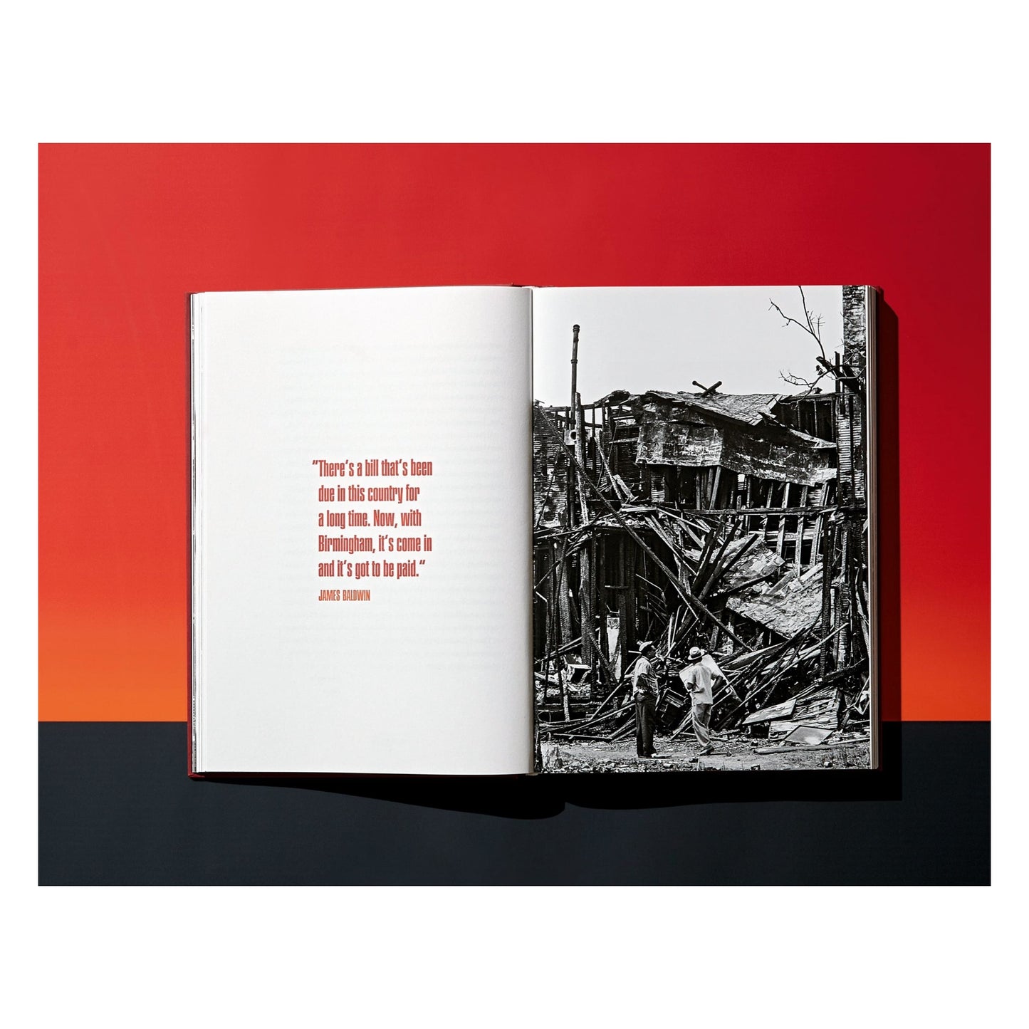 James Baldwin. The Fire Next Time. Photographs by Steve Schapiro (English) (AP)