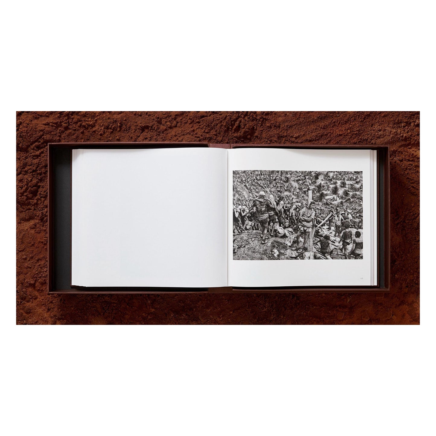 Sebastião Salgado. Gold, Art Edition, Brasil 1986 (English) (AP)