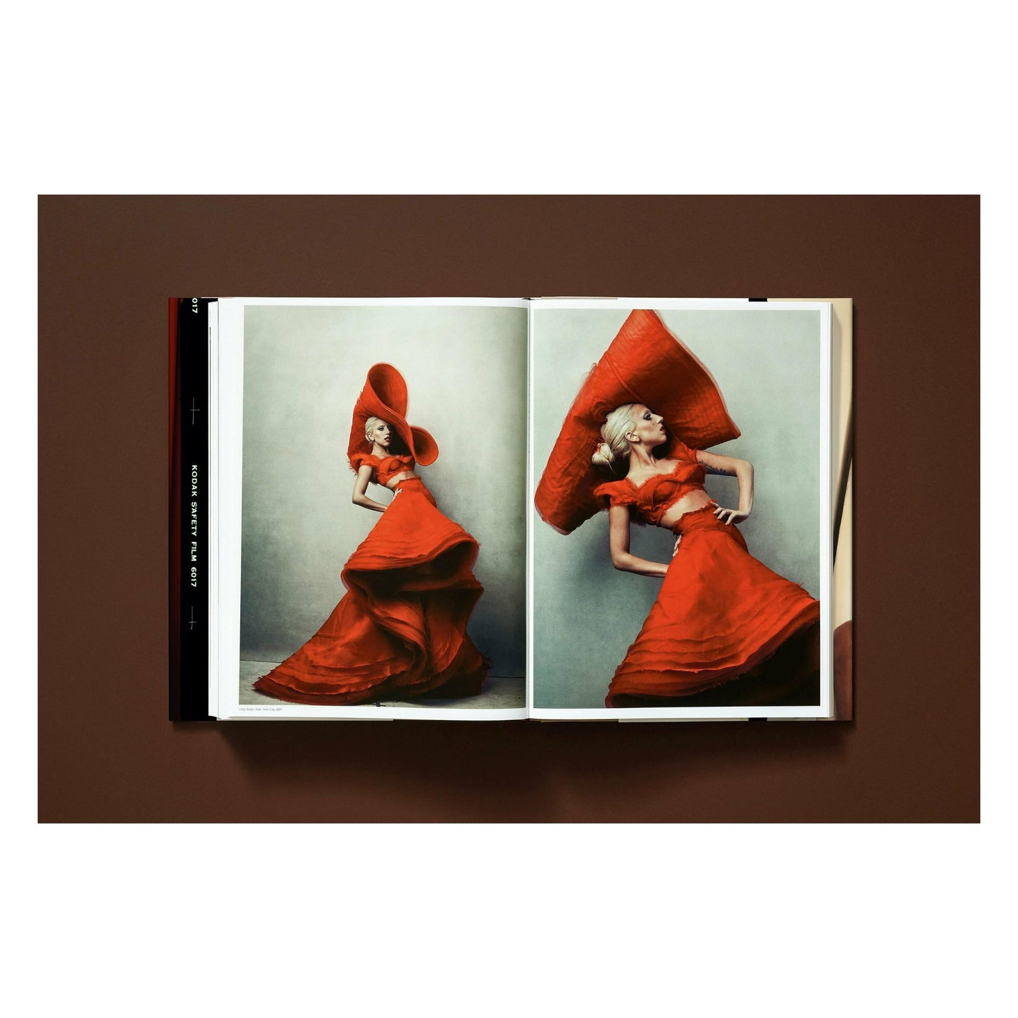 Annie Leibovitz (English)