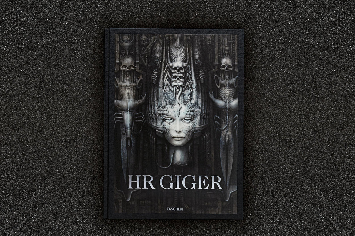 HR Giger (German, French, English)