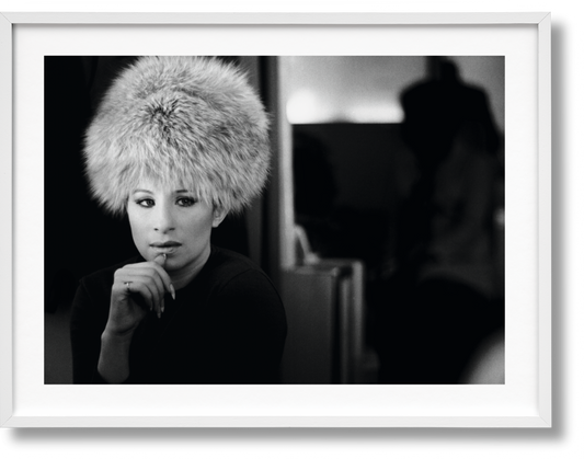 Barbra Streisand, Art Edition No. 101–200, Lawrence Schiller ‘Streisand En Route To London’ (German, French, English)