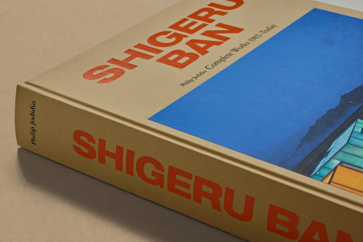 Shigeru Ban. Complete Works 1985–Today (German, French, English)