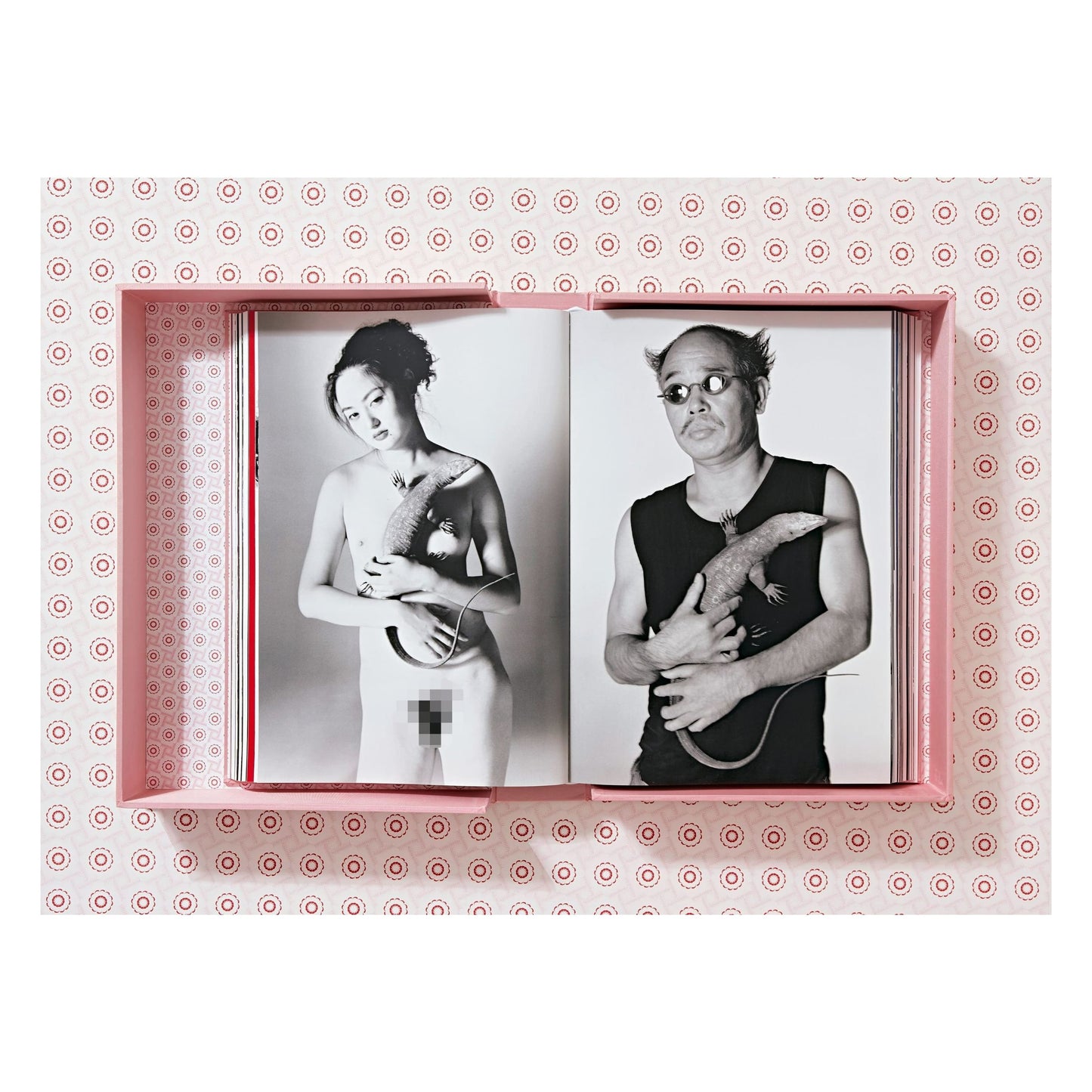 Araki (German, French, English, Japanese)