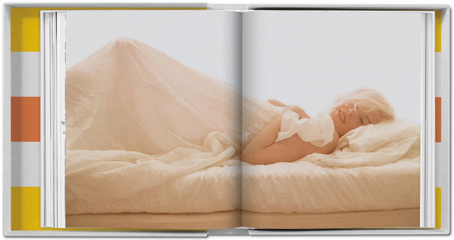 Norman Mailer/Bert Stern. Marilyn Monroe, Art Edition No. 1–125 ‘Scarf’ (English)