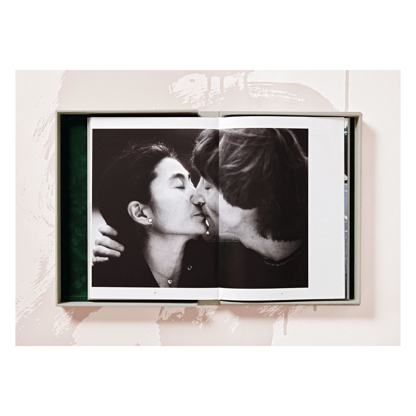Kishin Shinoyama. John Lennon & Yoko Ono. Double Fantasy (German, French, English, Japanese) (AP)