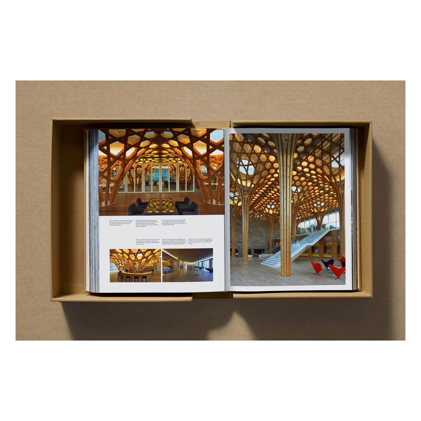 Shigeru Ban. Complete Works 1985–Today. Art Edition ‘Bamboo Gridshell Roof’, 2023 (German, French, English)