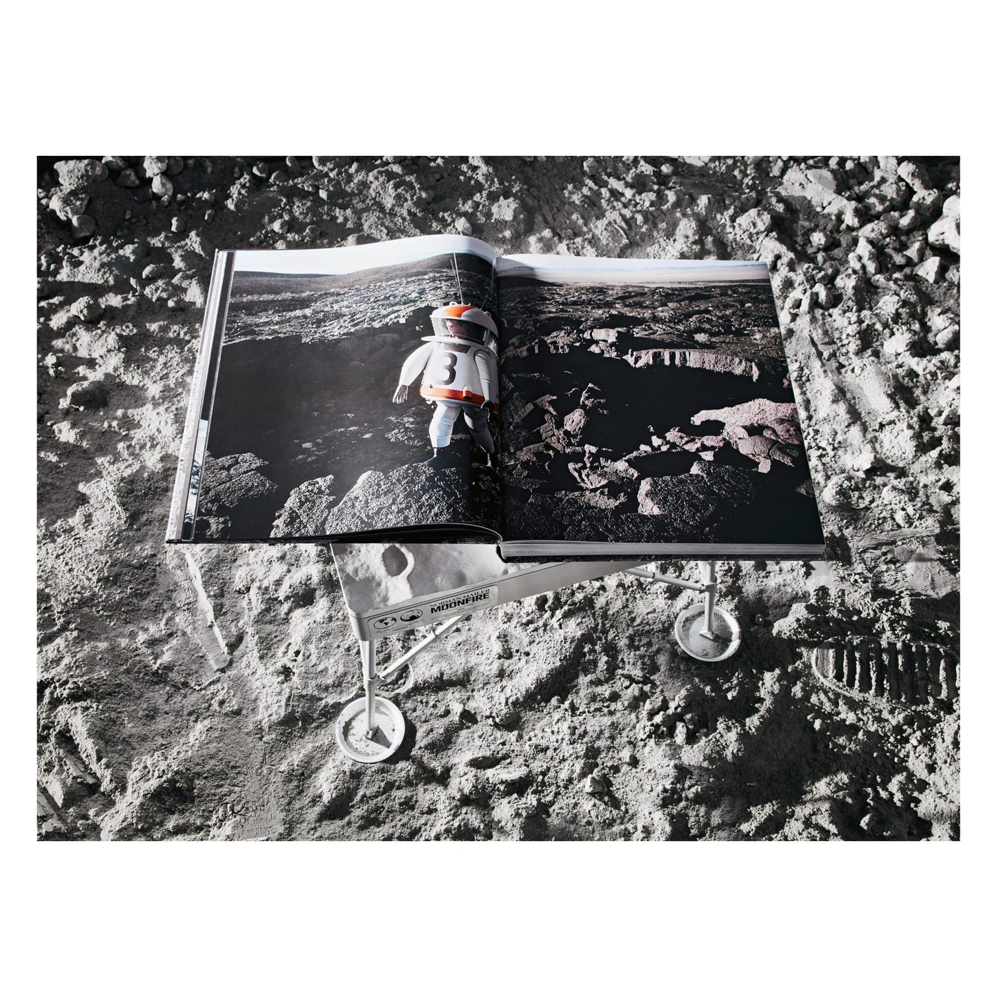 Norman Mailer, Marc Newson. MoonFire, Lunar Rock Edition No. 1,968 ‘NWA 4936’ (English)