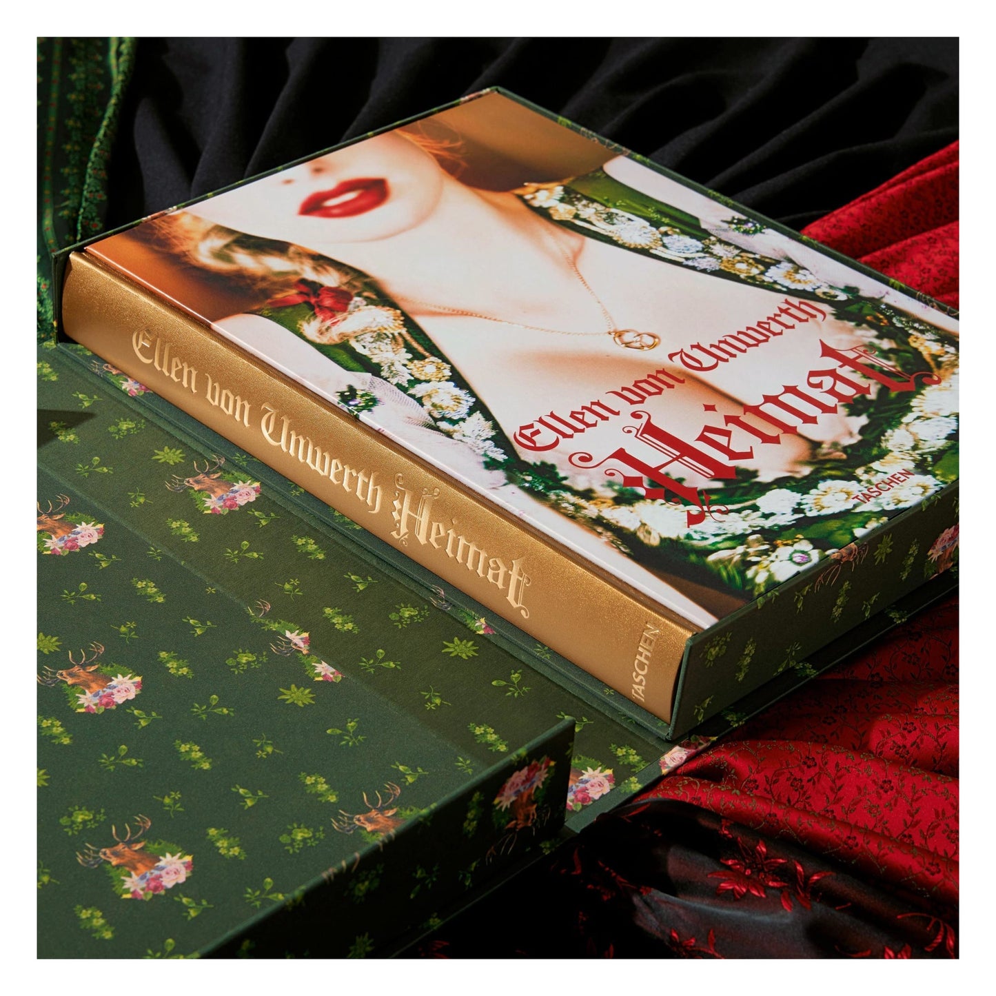 Ellen von Unwerth. Heimat, Art Edition No. 201–300 ‘Spy Device’ (German, French, English) (AP)