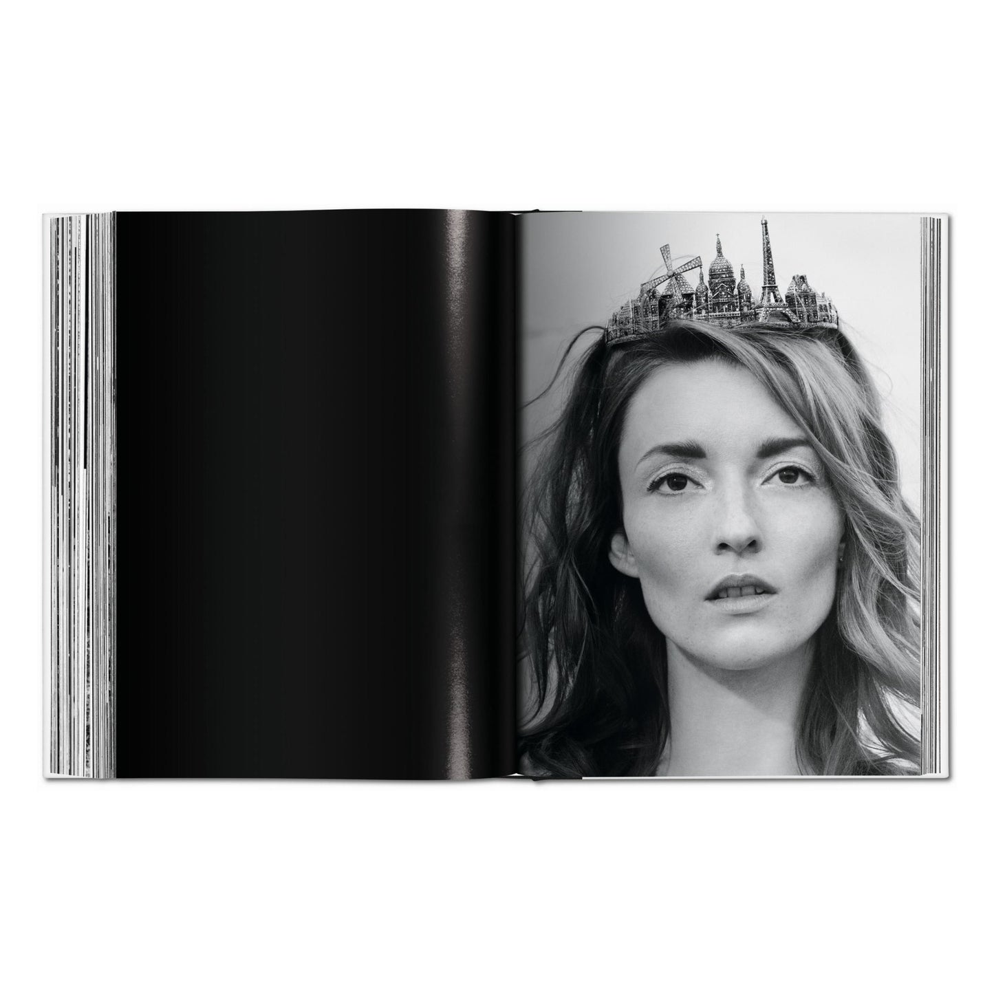 Bettina Rheims/Serge Bramly. Rose, c’est Paris. Art Edition No. 1–100 ‘Rose’ (German, French, English)