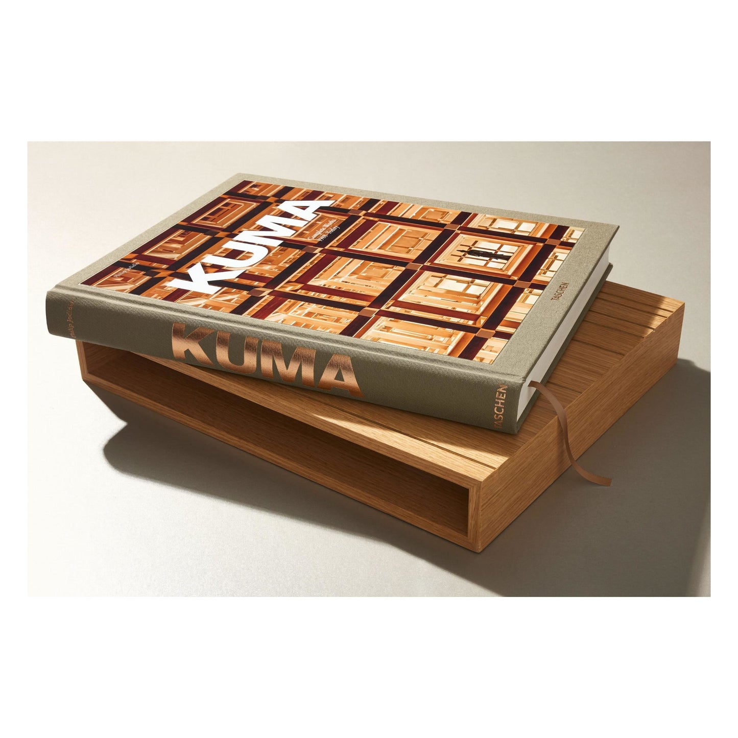Kuma. Complete Works 1988–Today. Art Edition ‘Yusuhara Community Market, Japan’ (German, French, English)