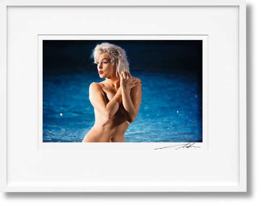 Lawrence Schiller. Marilyn & Me, Art Edition No. 126–250 ‘Color 3, Frame 18’ (English)