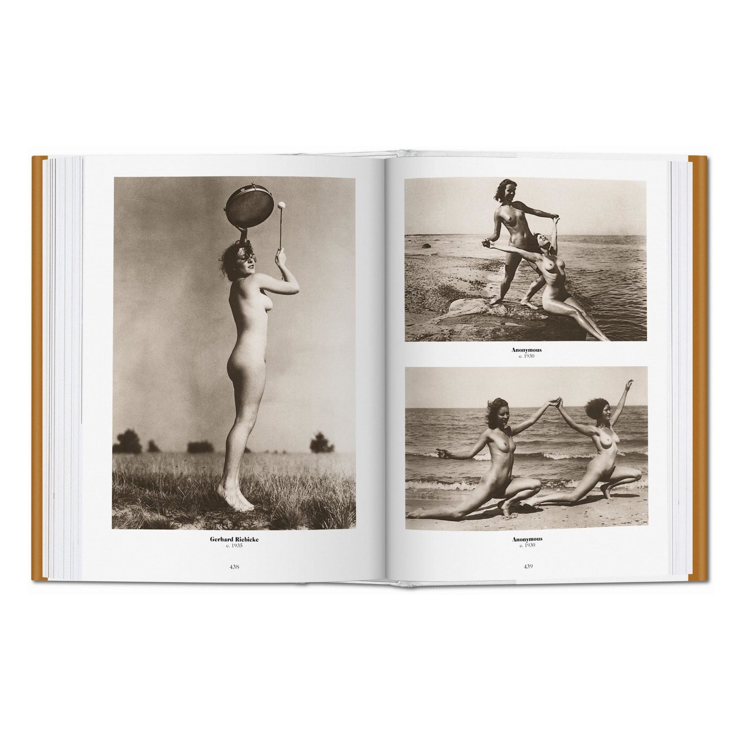 1000 Nudes. A History of Erotic Photography from 1839-1939 (German, French, English)