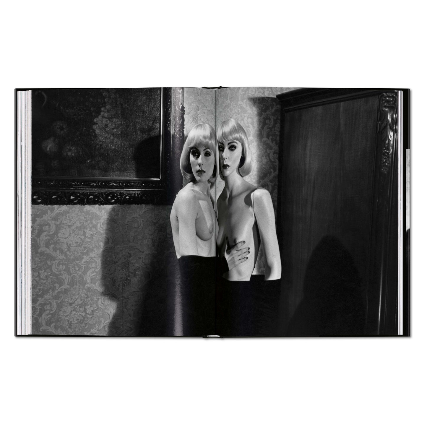 Helmut Newton. Berlin, Berlin (German, French, English)