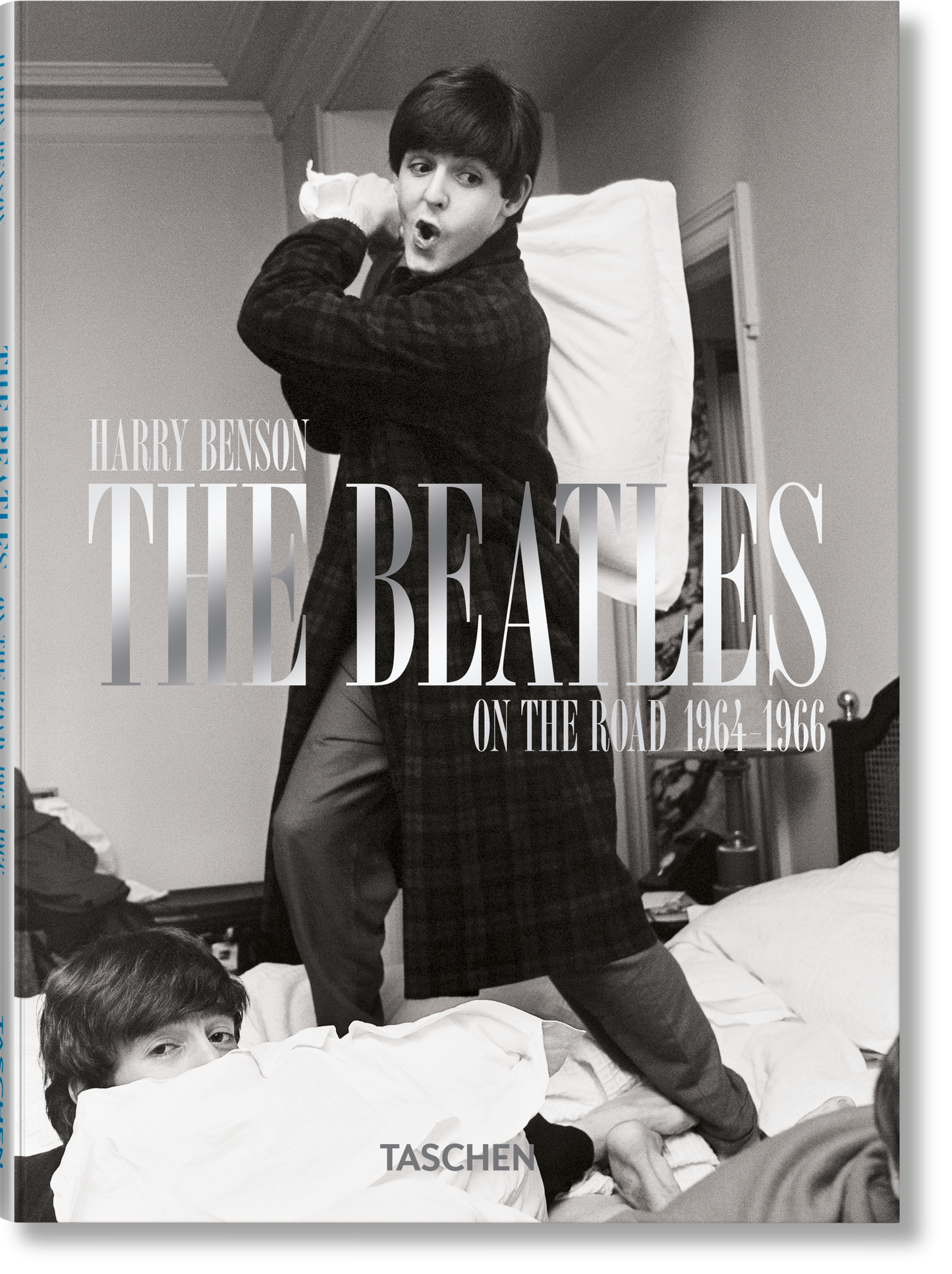 Harry Benson. The Beatles (English)