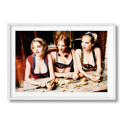 Ellen von Unwerth. Heimat, Art Edition No. 101–200 ‘The Cooks’ (German, French, English) (AP)