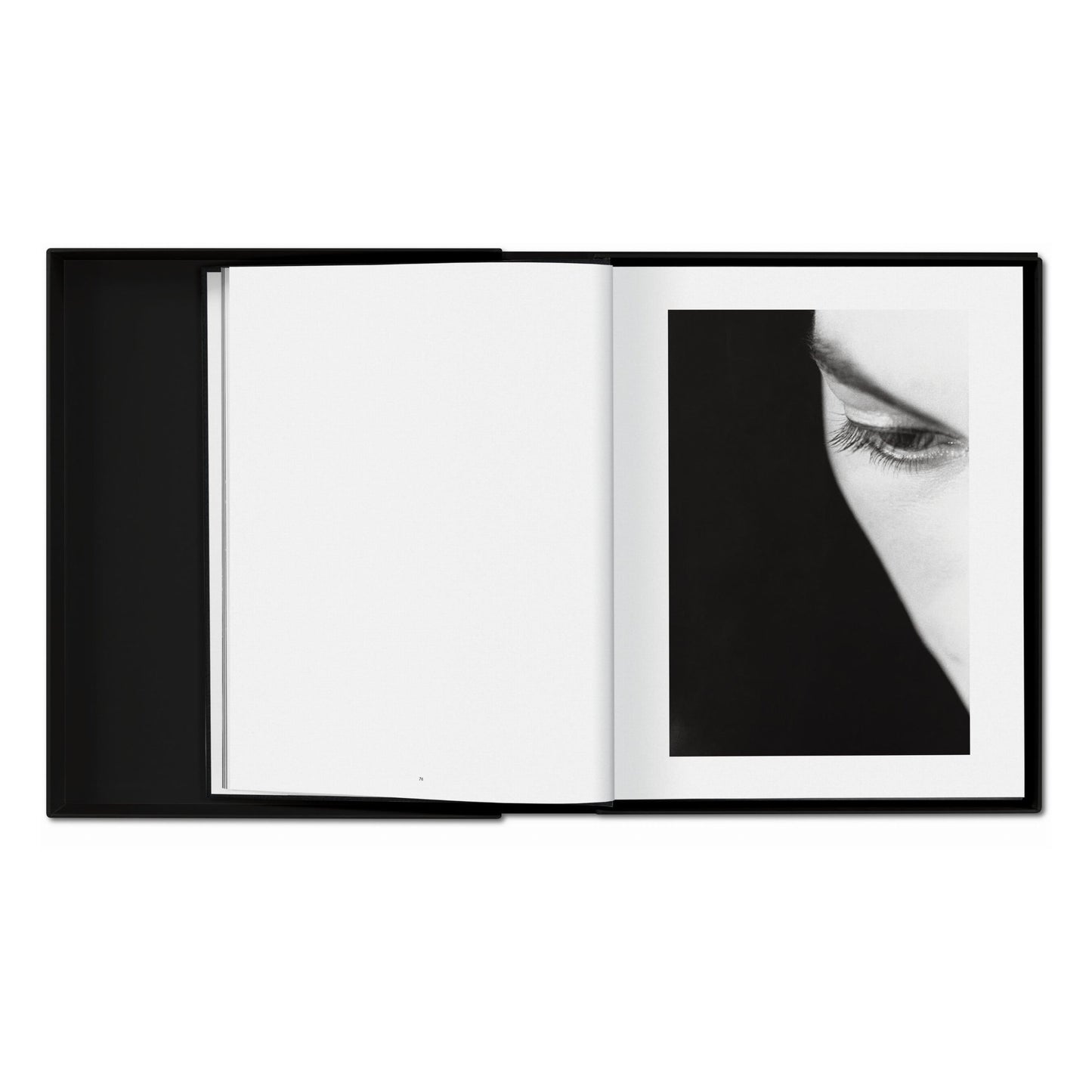 Ralph Gibson. Nude, Art Edition No. 1–100 ‘Chicago Nude’ (German, French, English) (SA)