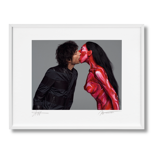 Inez van Lamsweerde/Vinoodh Matadin, Art Edition No. 101–200 ‘Kissing Vinoodh’ (German, French, English) (AP)