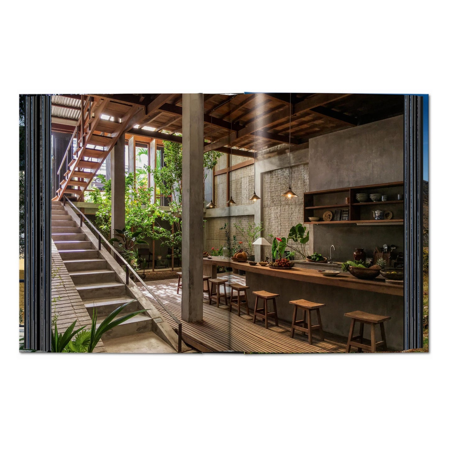 Homes For Our Time. Contemporary Houses around the World. 45th Ed. (Spanish, English, Italian)