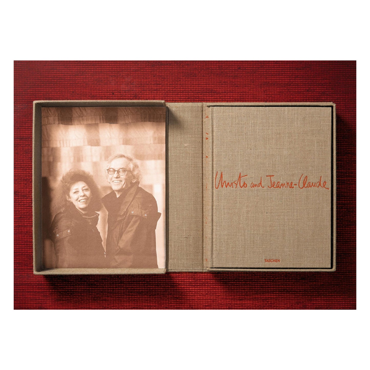 Christo and Jeanne-Claude (German, French, English) (SA)