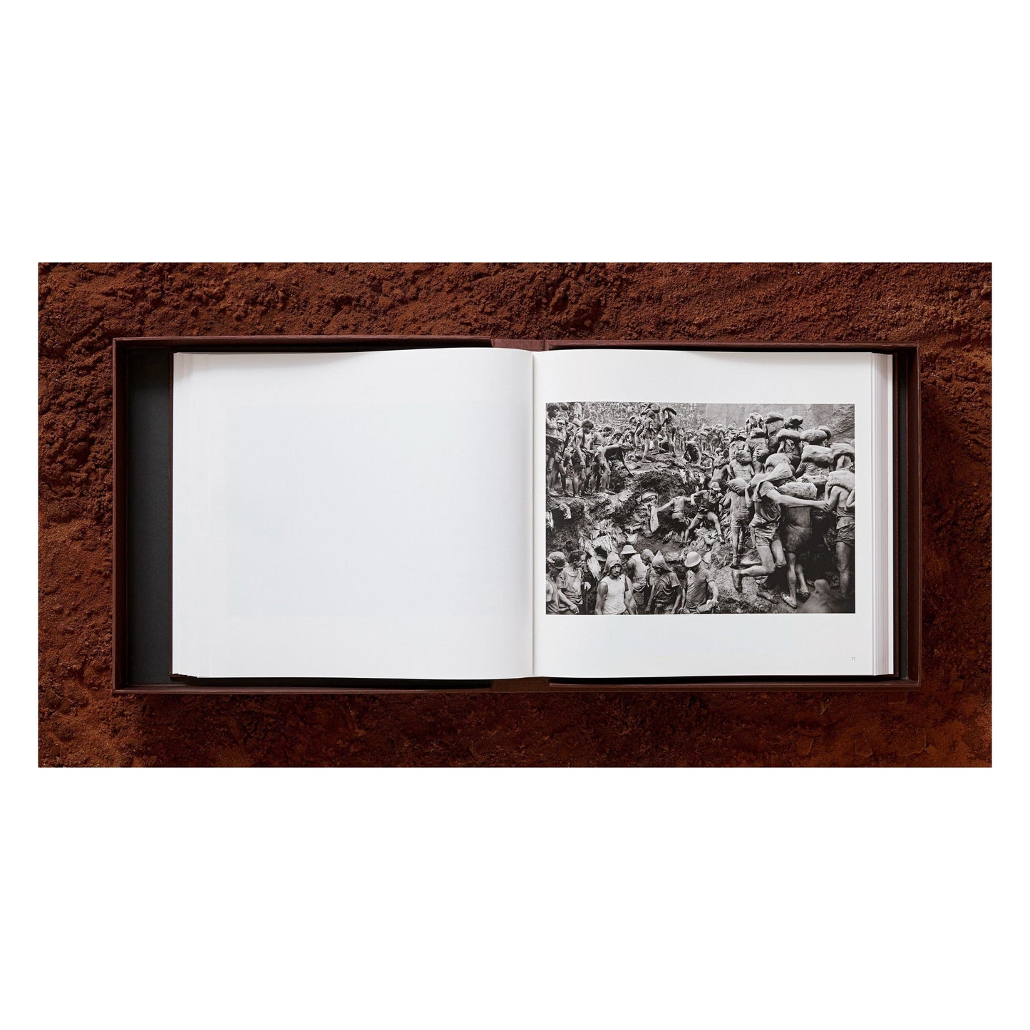 Sebastião Salgado. Gold, Art Edition, Brasil 1986 (English) (AP)