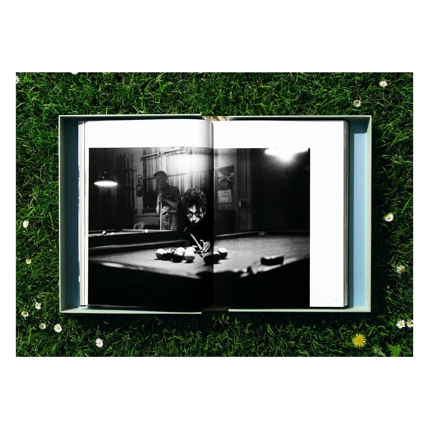 Daniel Kramer. Bob Dylan, Art Edition No. 1–100 ‘Bob Dylan with Dark Glasses, NYC’ (German, French, English) (SA)