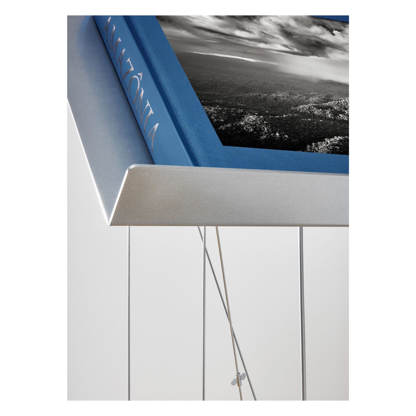 Sebastião Salgado. Amazônia, Art Edition No. 201–300 ‘Marauiá Mountain Range’ (English)