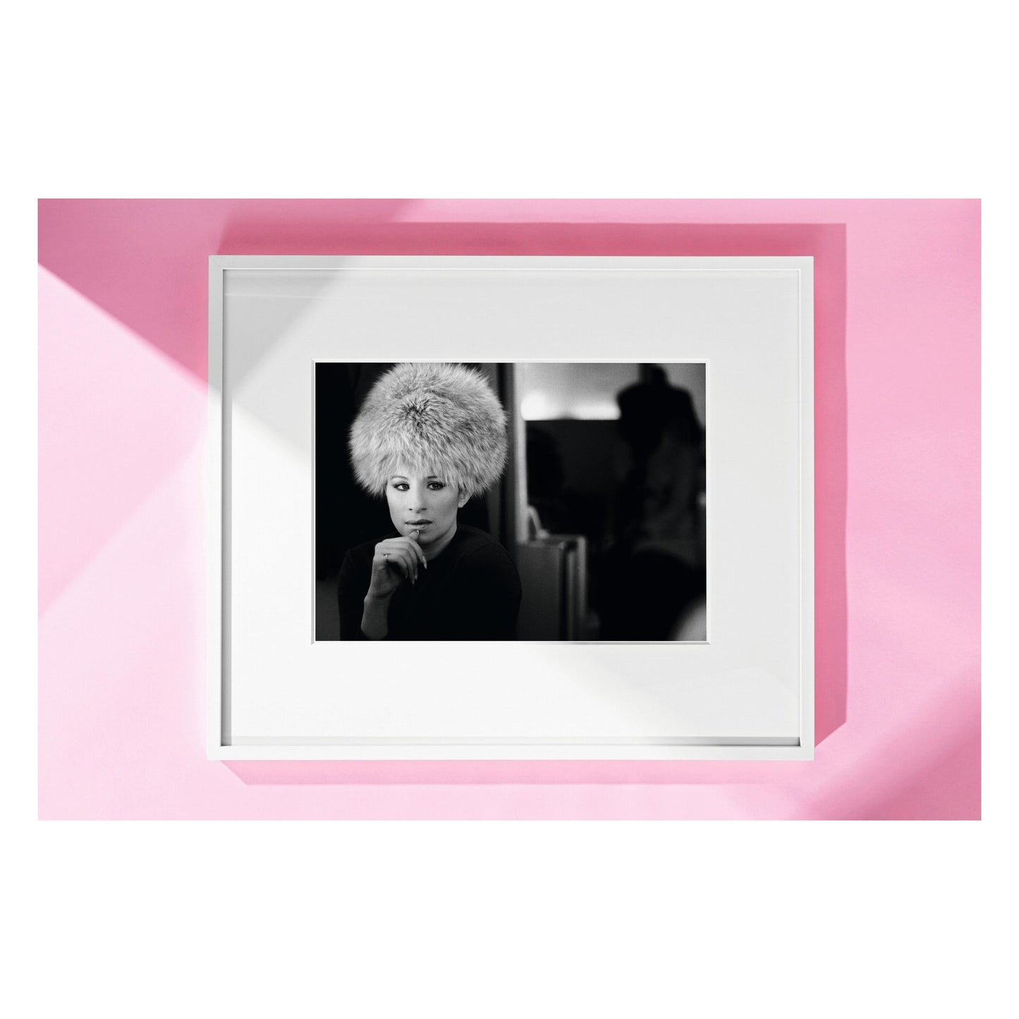Barbra Streisand. Art Edition No. 101–200, Lawrence Schiller ‘Streisand En Route To London’ (German, French, English)