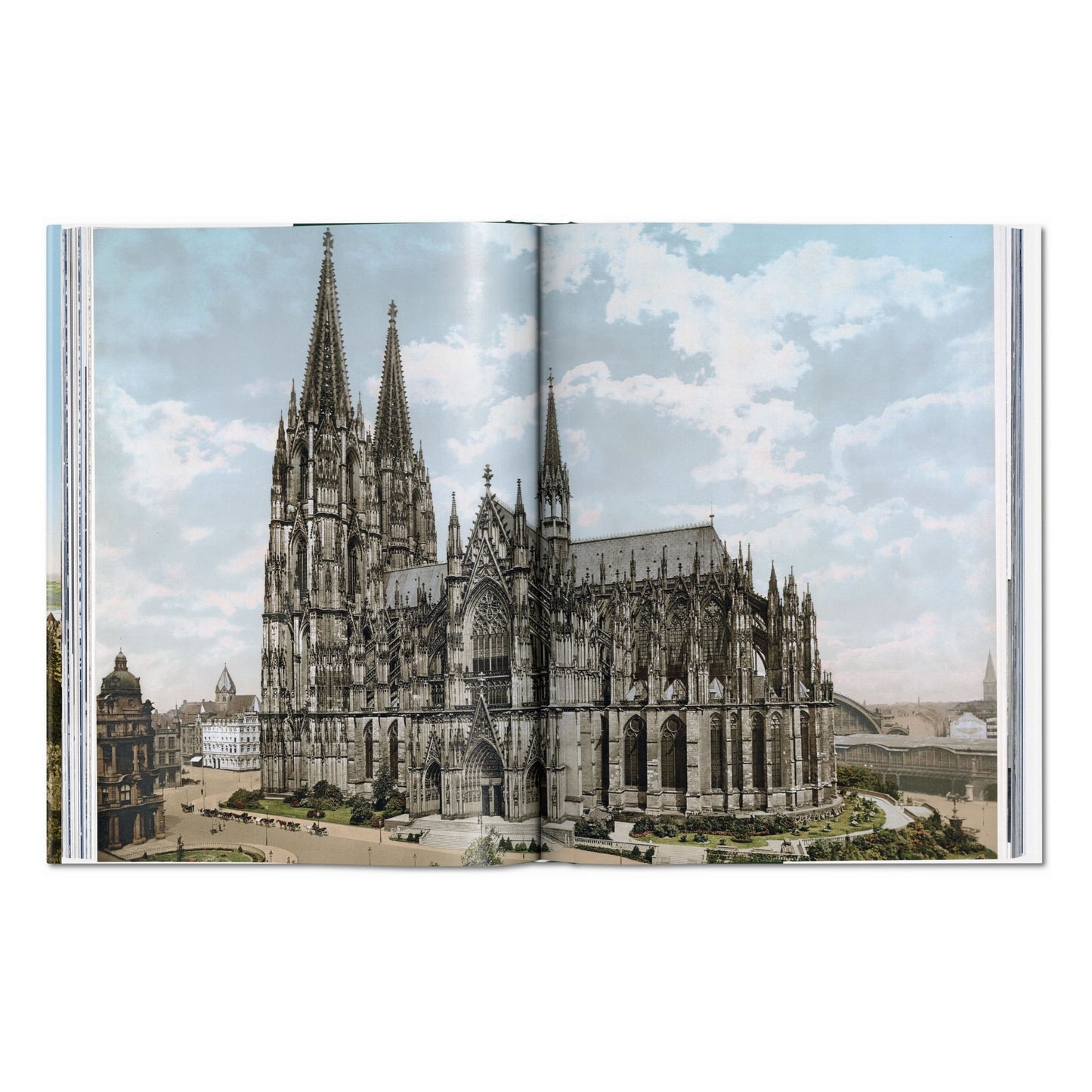 Germany 1900. A Portrait in Colour (German, French, English)