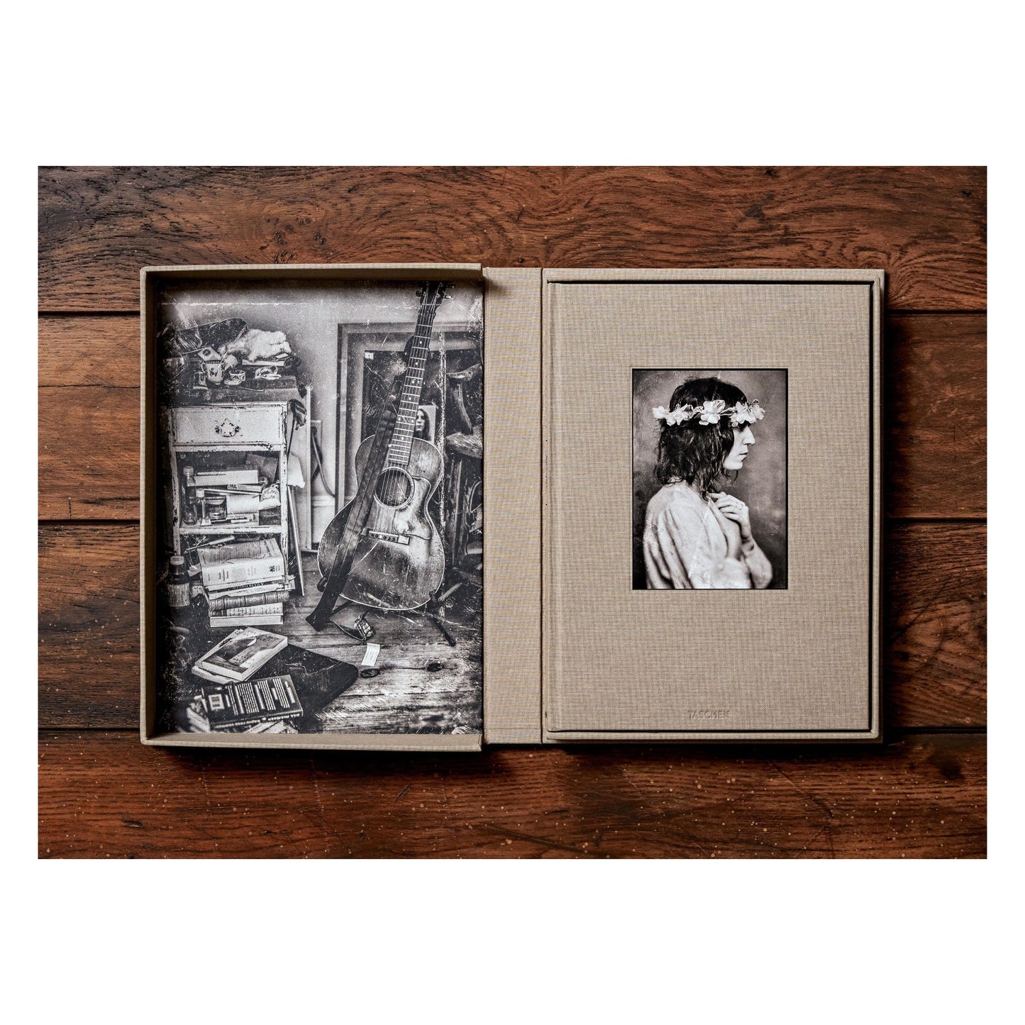 Lynn Goldsmith. Patti Smith. Before Easter After. Art Edition No. 101–200 ‘NYC, 1976’ (English)