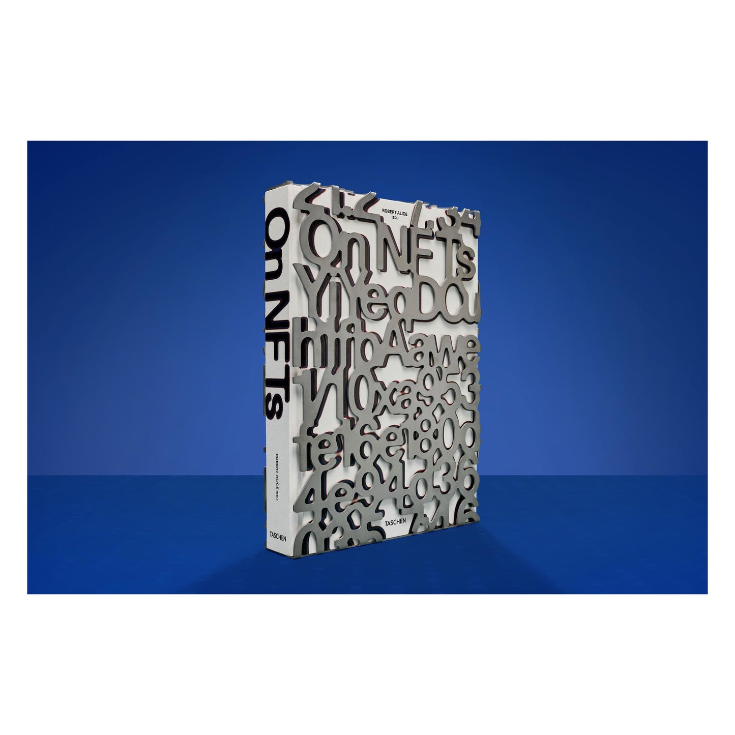 On NFTs. Art Edition No. 1–100, Sofia Crespo ‘{{floral automata_1236}}’ (English)