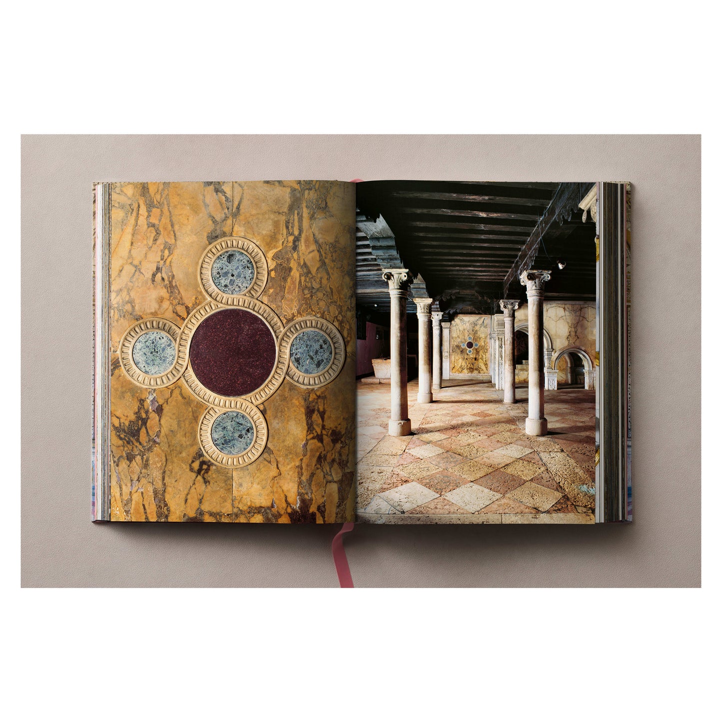 Massimo Listri. Italian Palaces (German, French, English)
