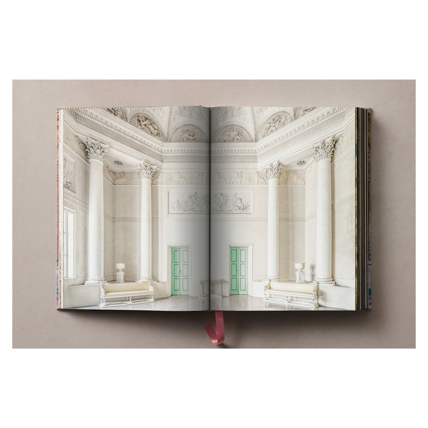 Massimo Listri. Italian Palaces (German, French, English)