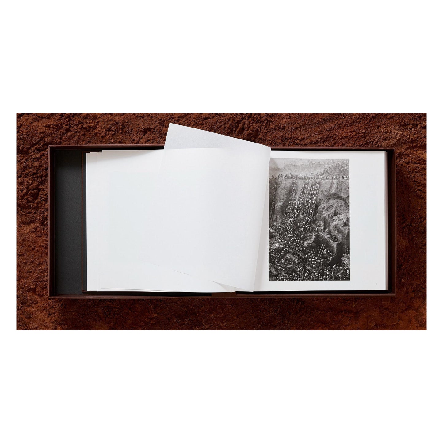 Sebastião Salgado. Gold, Art Edition, Brasil 1986 (English) (AP)