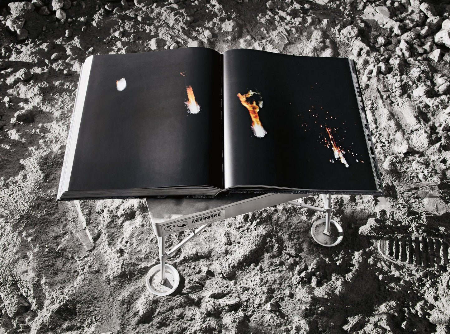 Norman Mailer, Marc Newson. MoonFire, Lunar Rock Edition No. 1,967 ‘NWA 5153’ (English)