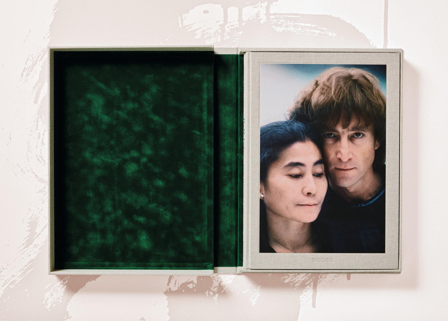 Kishin Shinoyama. John Lennon & Yoko Ono. Double Fantasy (German, French, English, Japanese) (SA)