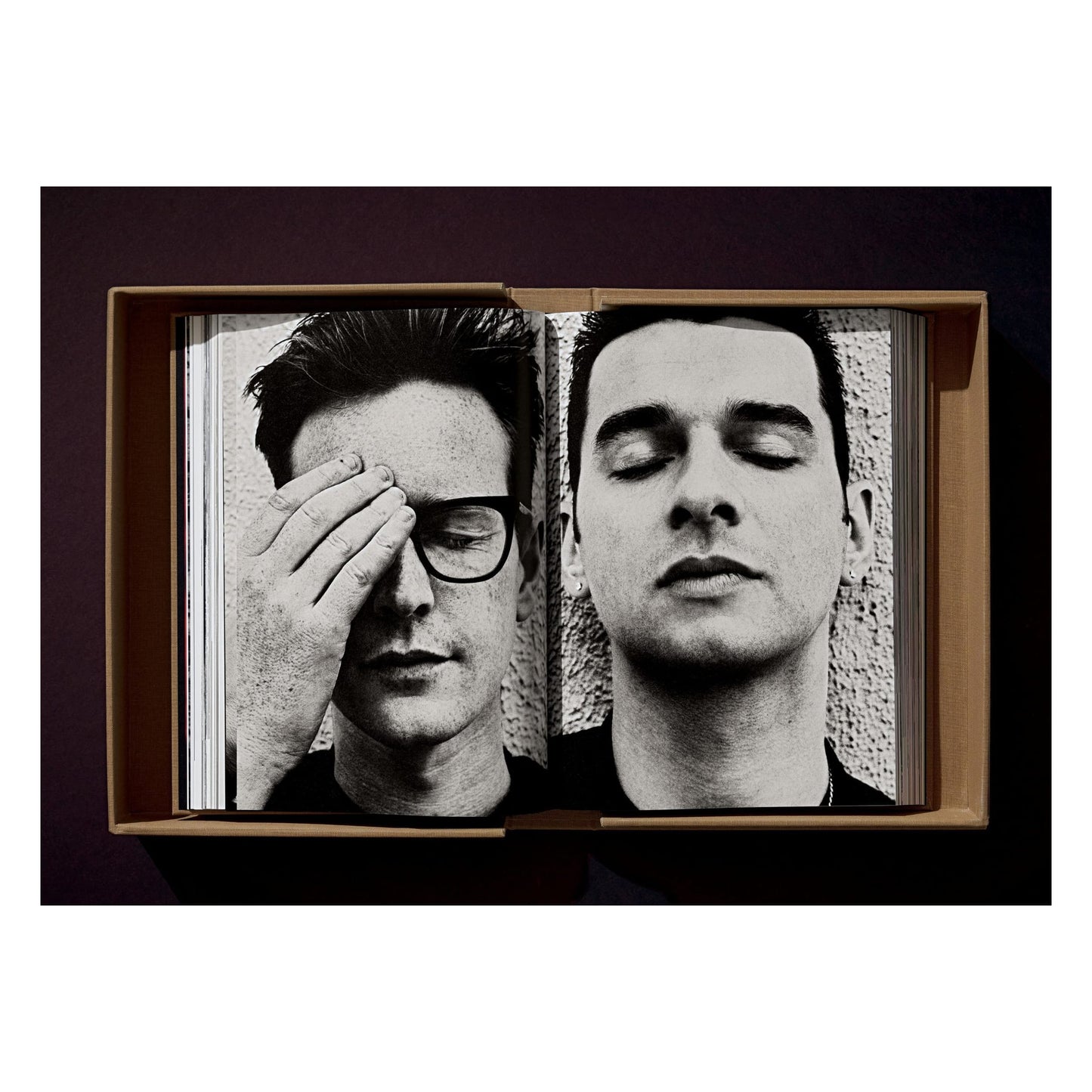 Depeche Mode by Anton Corbijn. Art Edition No. 101–200, 'SOTU, New York, 2008' (German, French, English)