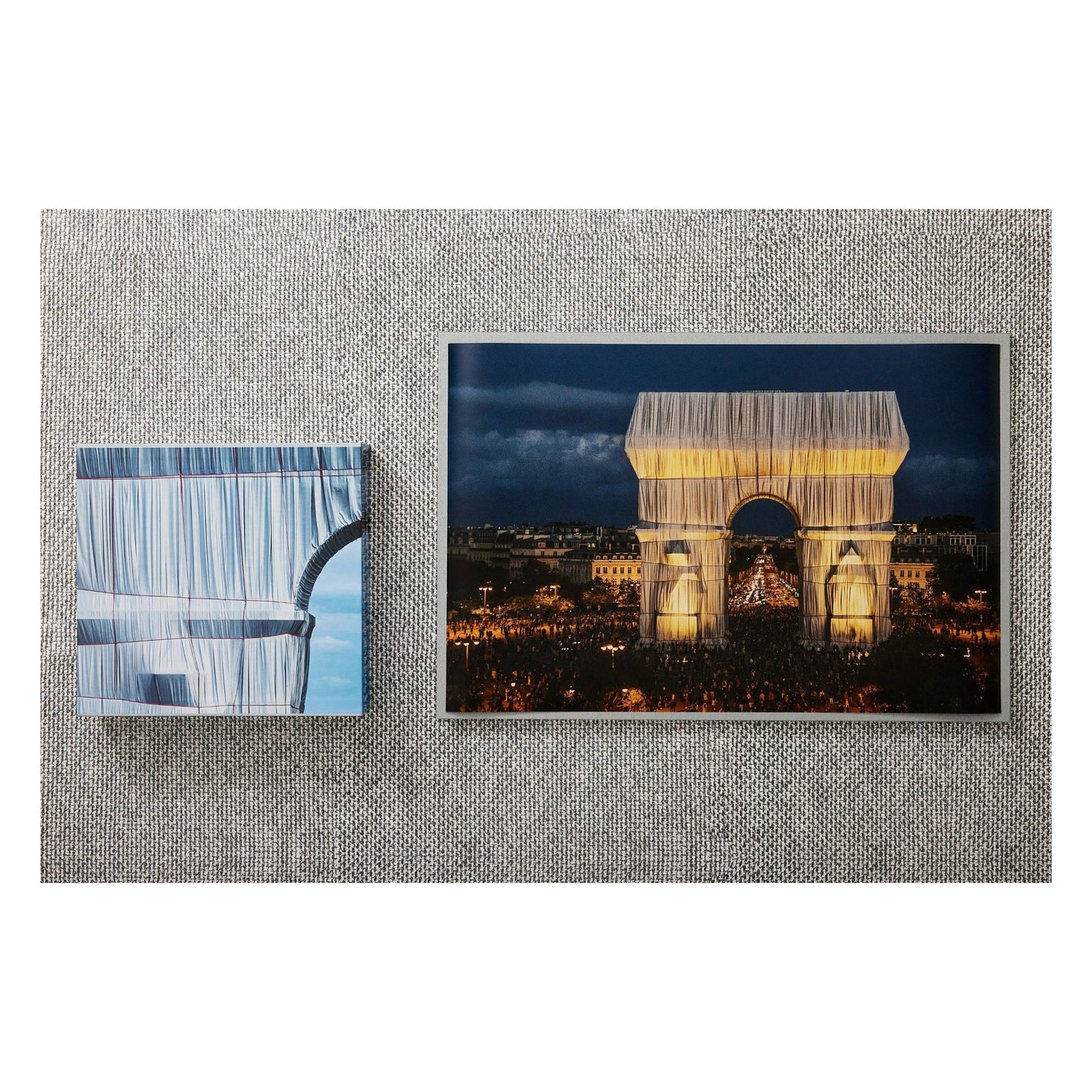 Christo and Jeanne-Claude. L'Arc de Triomphe, Wrapped, by Night. Art Edition No. 251-500 (German, French, English)