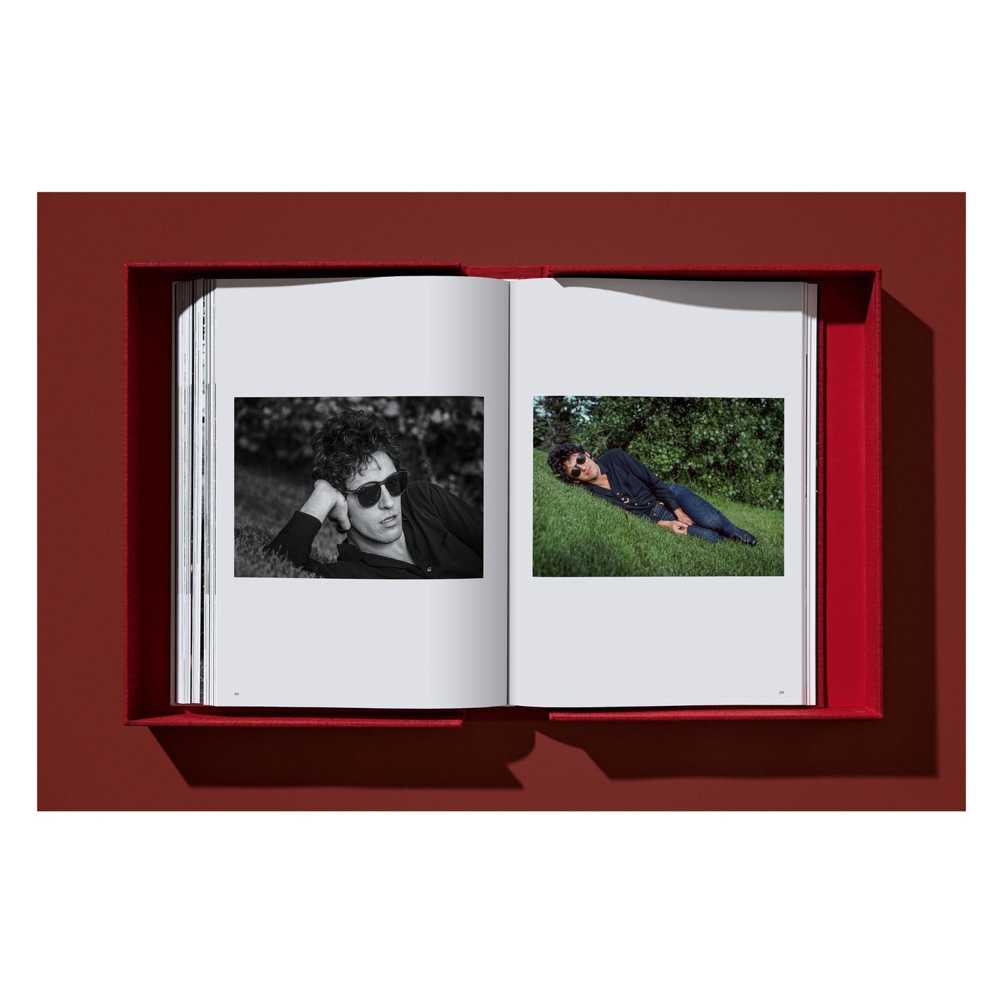 Lynn Goldsmith. Bruce Springsteen & The E Street Band. Art Edition No. 1–100 ‘Bruce, Studio Portrait, 1978’ (German, French, English) (AP)