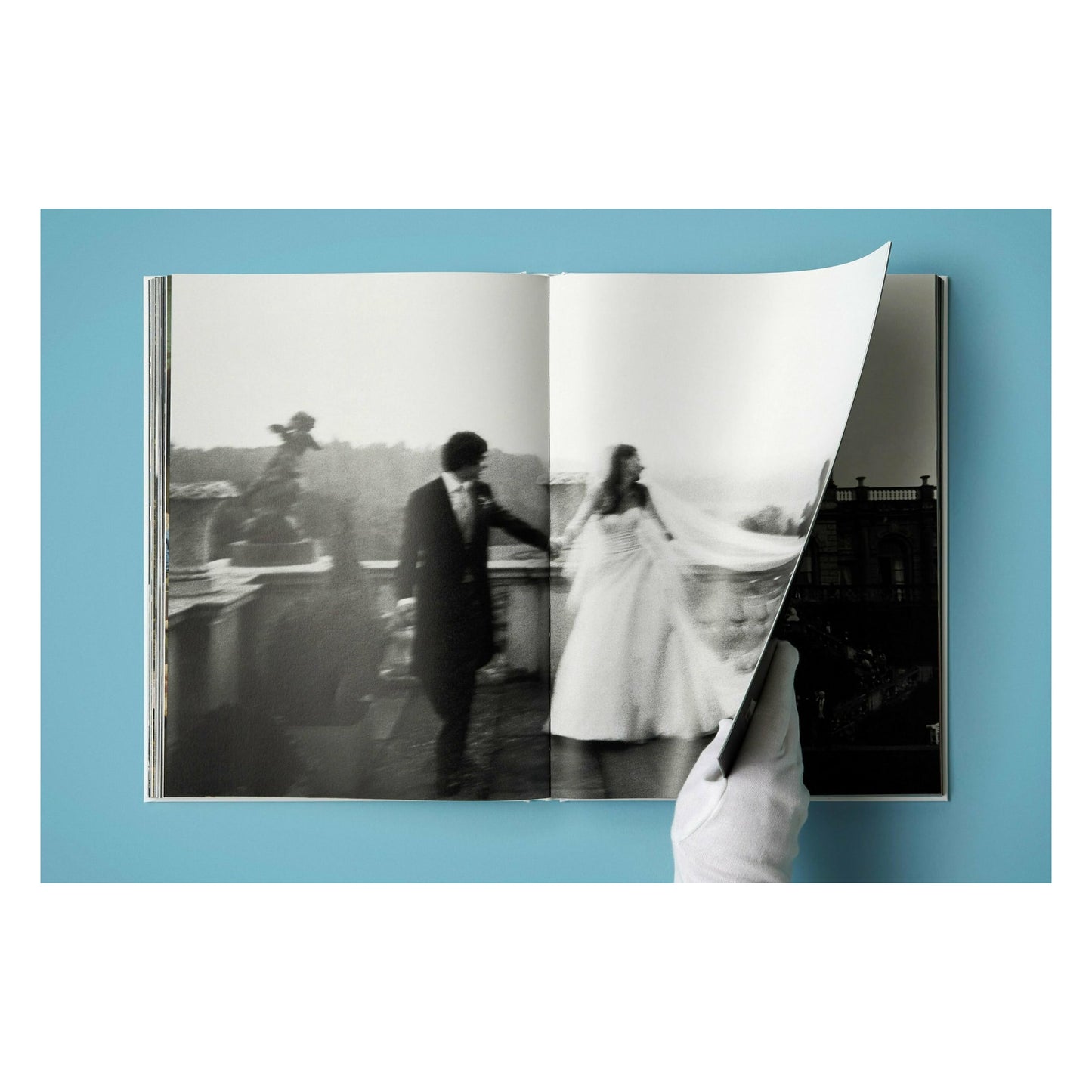 Mario Testino. I Love You, Art Edition No. 1-100 (German, French, English)