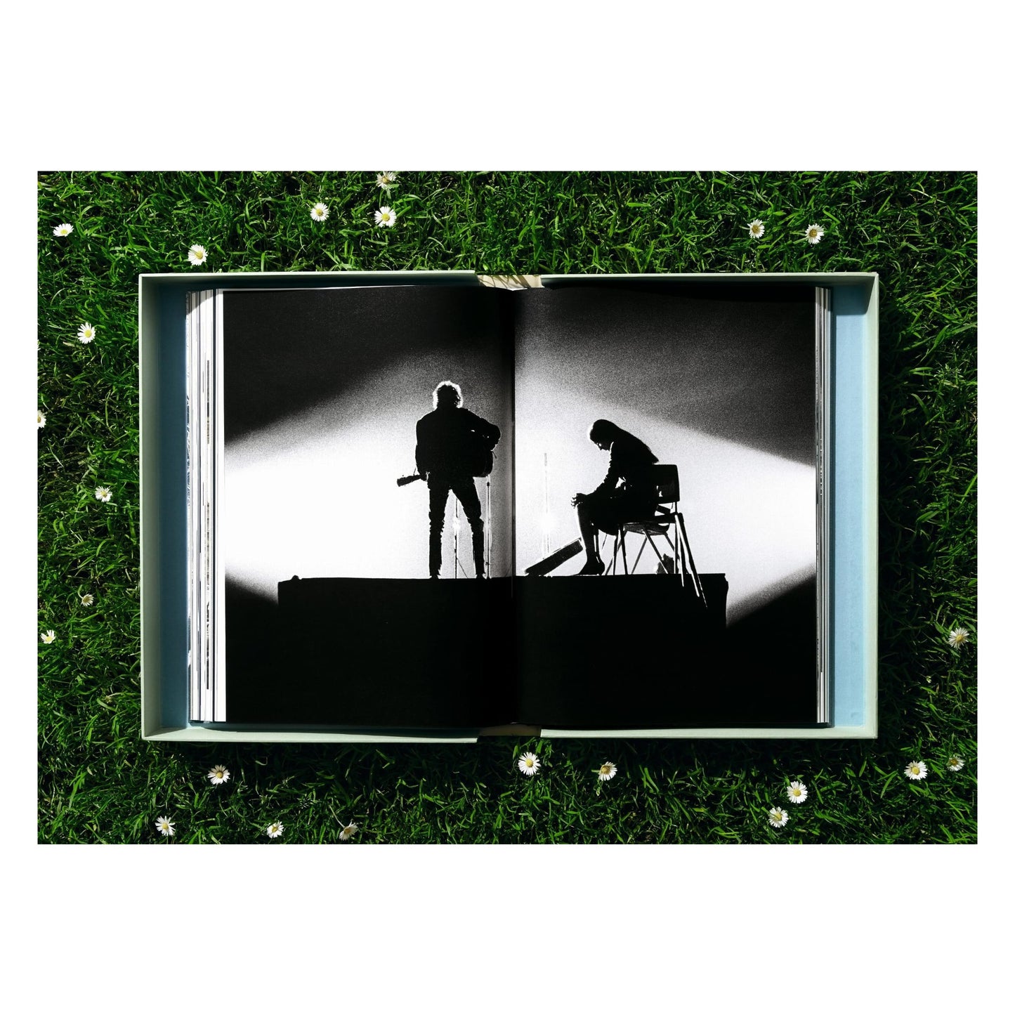 Daniel Kramer. Bob Dylan. A Year and a Day (German, French, English)