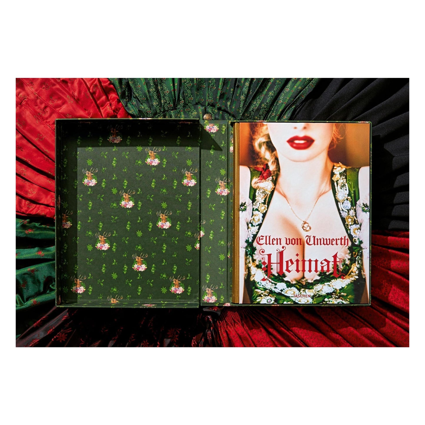 Ellen von Unwerth. Heimat, Art Edition No. 201–300 ‘Spy Device’ (German, French, English) (AP)