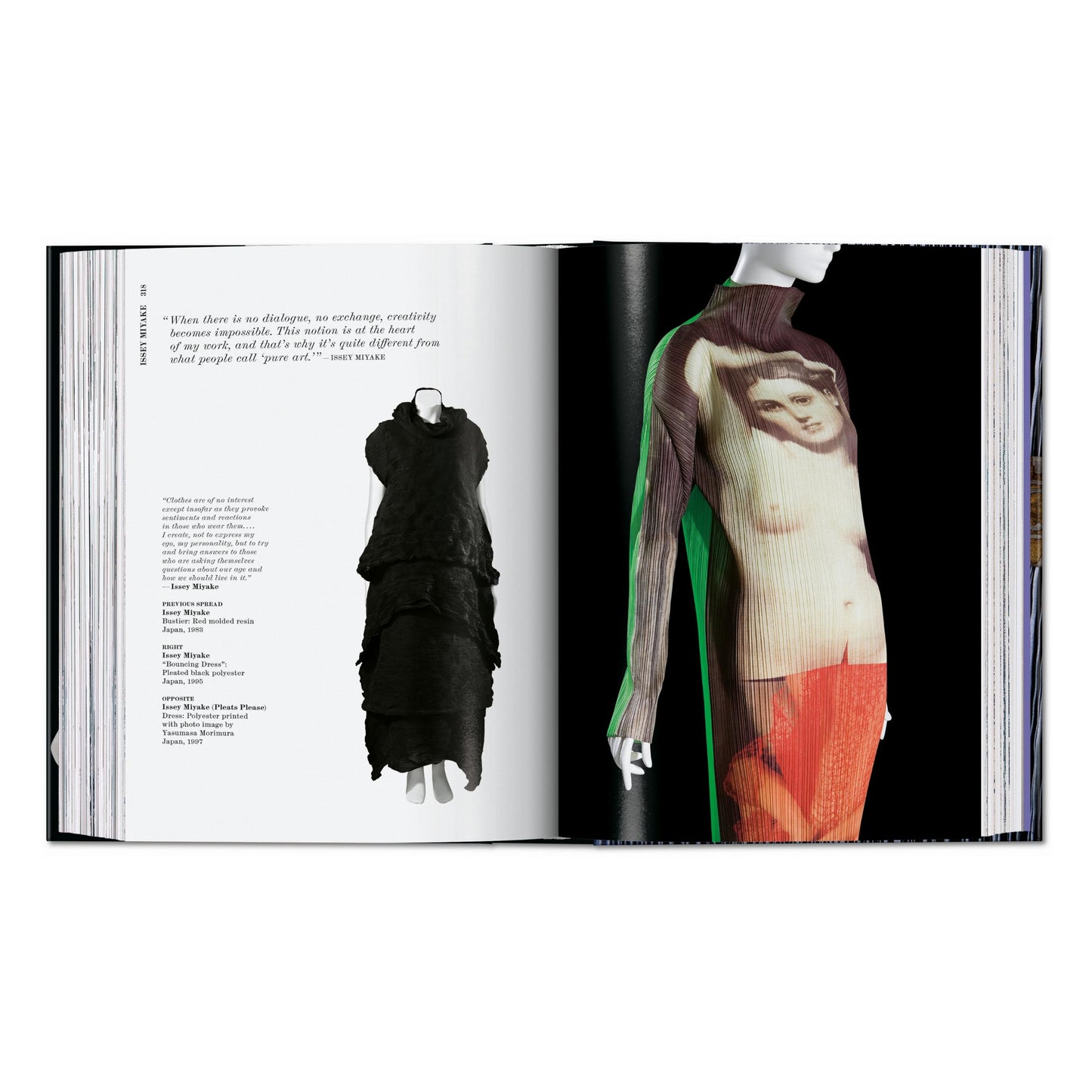 Diseñadores de moda A–Z. 45th Ed. (Spanish)