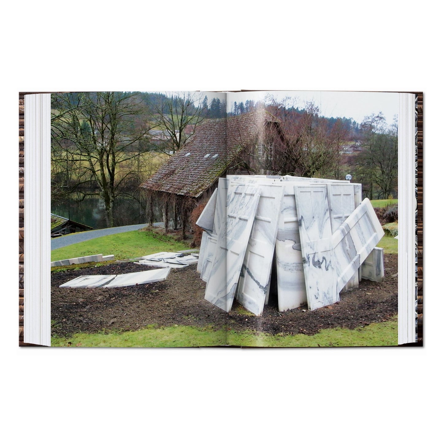 Ai Weiwei. 40th Ed. (German, French, English)