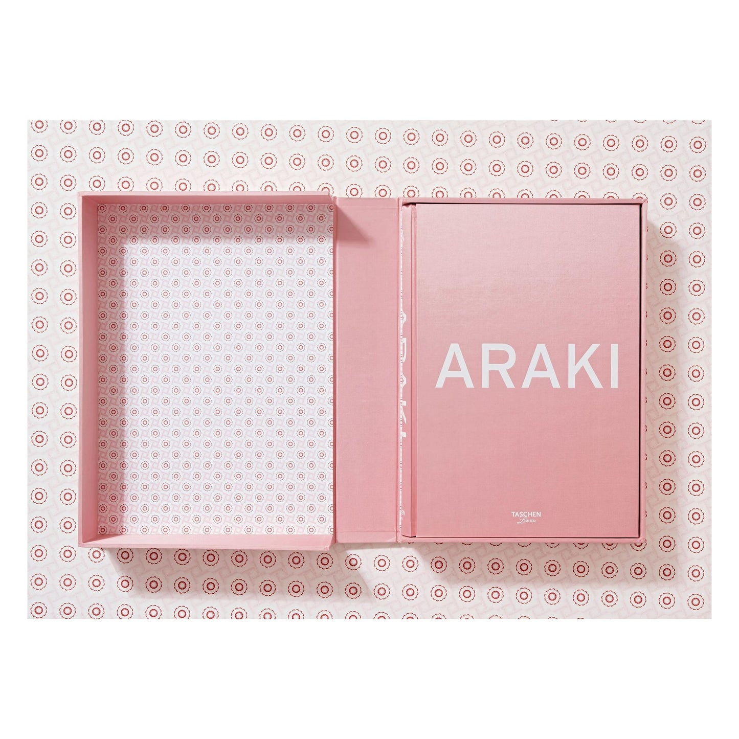 Araki (German, French, English, Japanese) (AP)