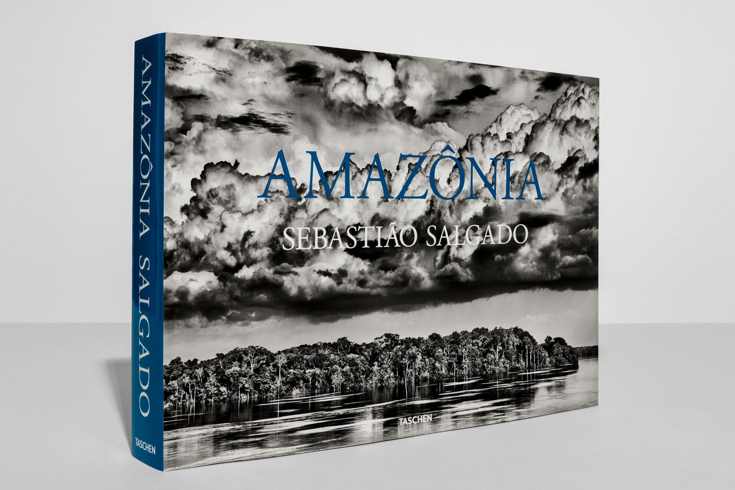 Sebastião Salgado. Amazônia (German)